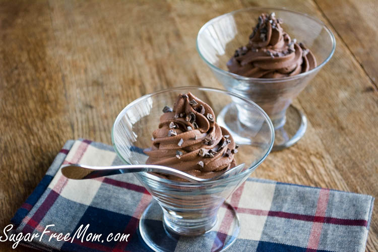 Sugar-Free Mint Chocolate Cheesecake Mousse